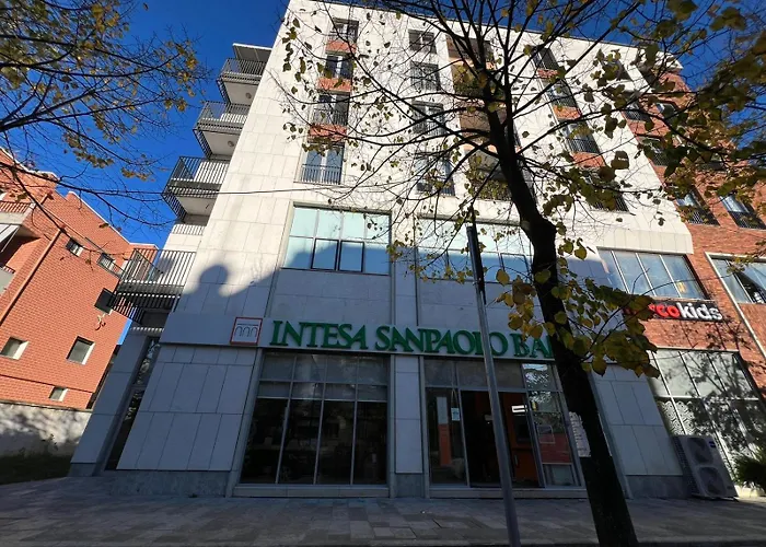 Thyamis Apartment